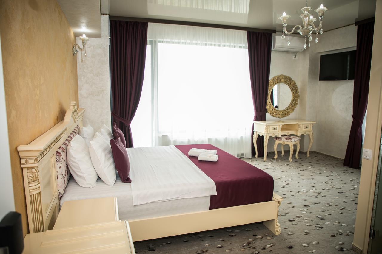 Almar Lake View Boutique H Adults Only Mamaia Dış mekan fotoğraf